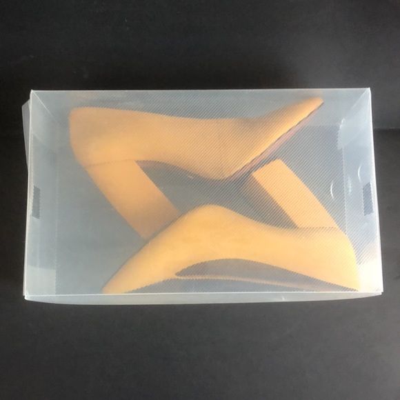 L’Intervalle Gold faux suede gold block heals. Size 5. - Picture 8 of 14